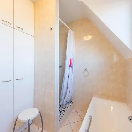 Villa In Near The Sea, Cleaning Included *