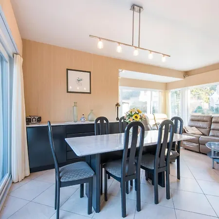 In Near The Sea, Cleaning Included Villa *