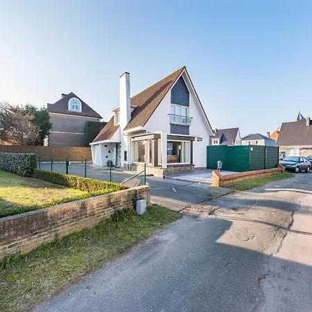 Villa In Near The Sea, Cleaning Included Koksijde