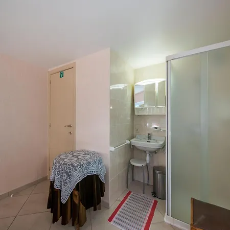 In Near The Sea, Cleaning Included Villa
